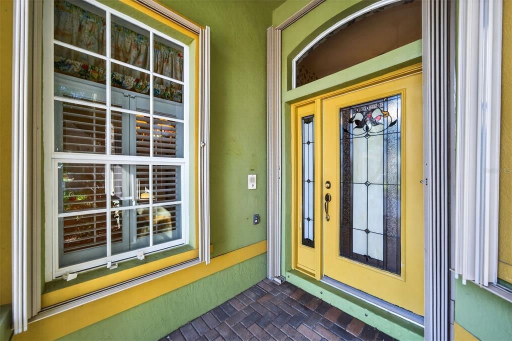 For Sale: $429,000 (2 beds, 2 baths, 1723 Square Feet)