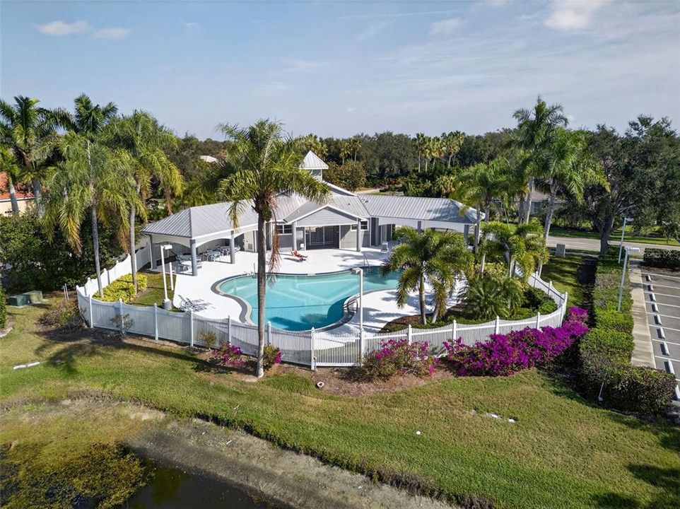 For Sale: $429,000 (2 beds, 2 baths, 1723 Square Feet)