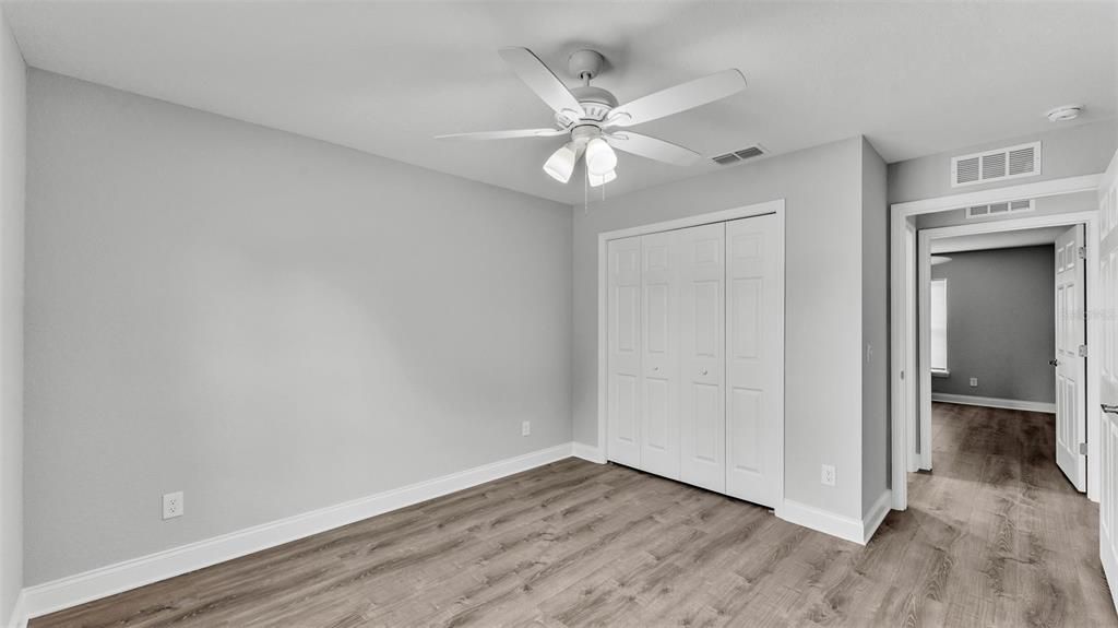 出租: $1,500 (2 贝兹, 2 浴室, 895 平方英尺)