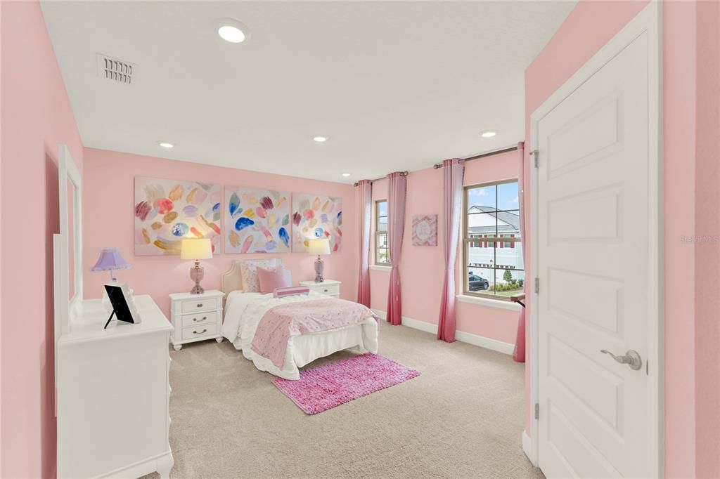 En Venta: $889,091 (4 camas, 3 baños, 3327 Pies cuadrados)