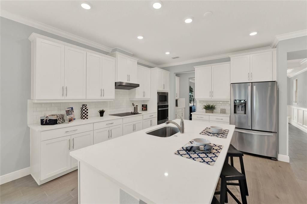 En Venta: $889,091 (4 camas, 3 baños, 3327 Pies cuadrados)