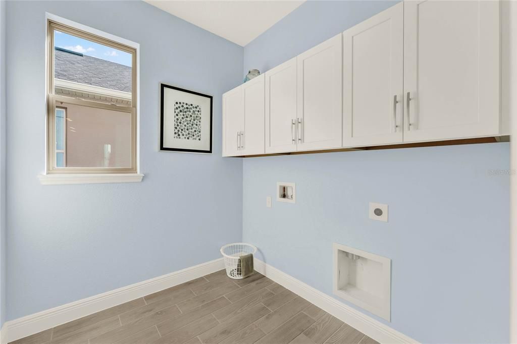 En Venta: $889,091 (4 camas, 3 baños, 3327 Pies cuadrados)