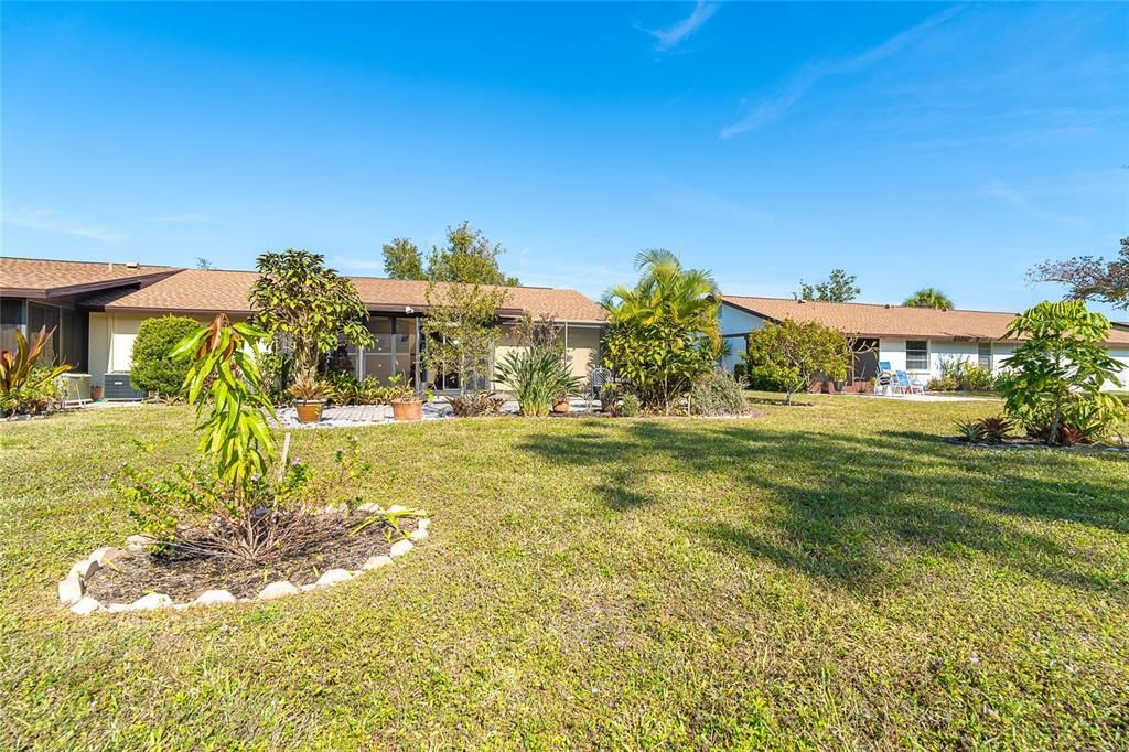 На продажу: $170,000 (2 спален, 2 ванн, 1082 Квадратных фут)