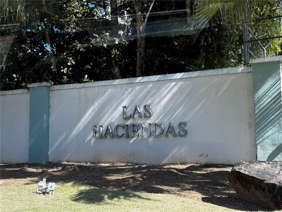 待售: $445,000 (4 贝兹, 2 浴室, 2000 平方英尺)