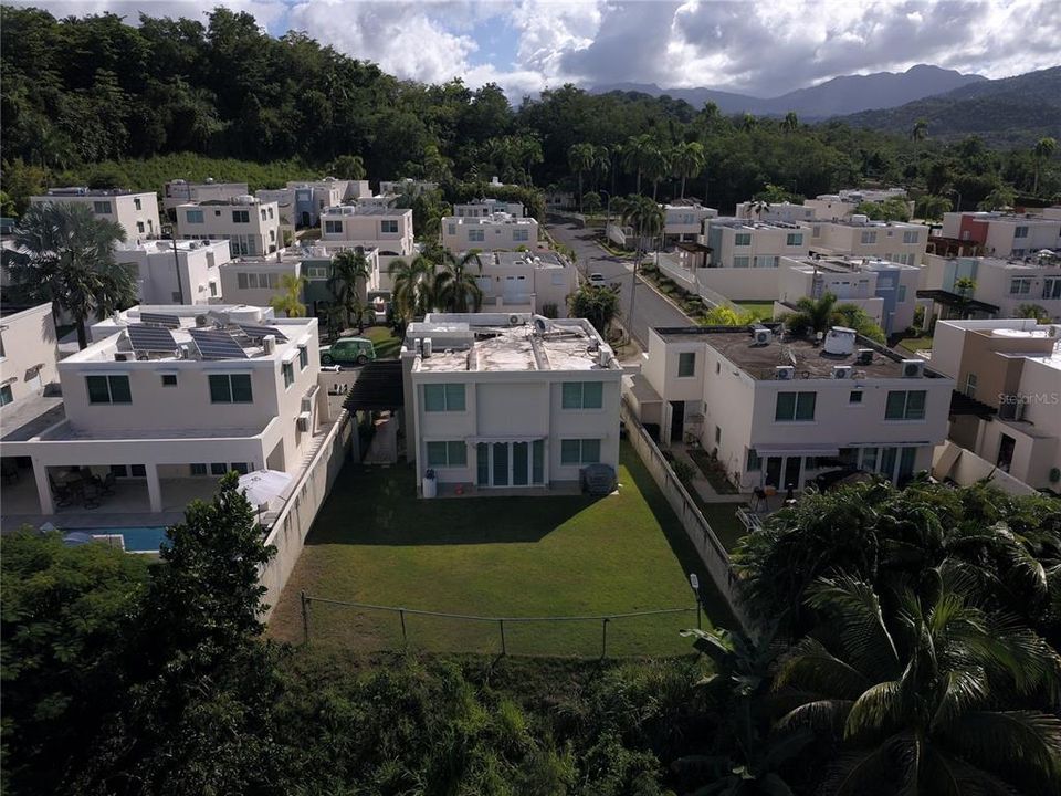 待售: $445,000 (4 贝兹, 2 浴室, 2000 平方英尺)