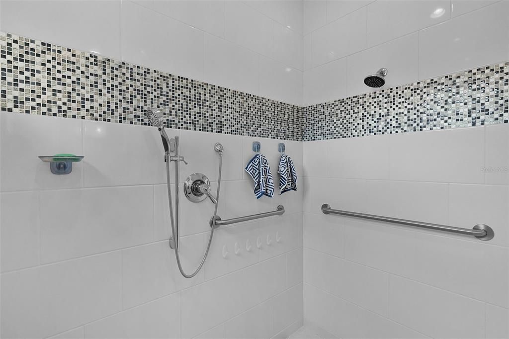 待售: $2,300,000 (3 贝兹, 3 浴室, 4028 平方英尺)