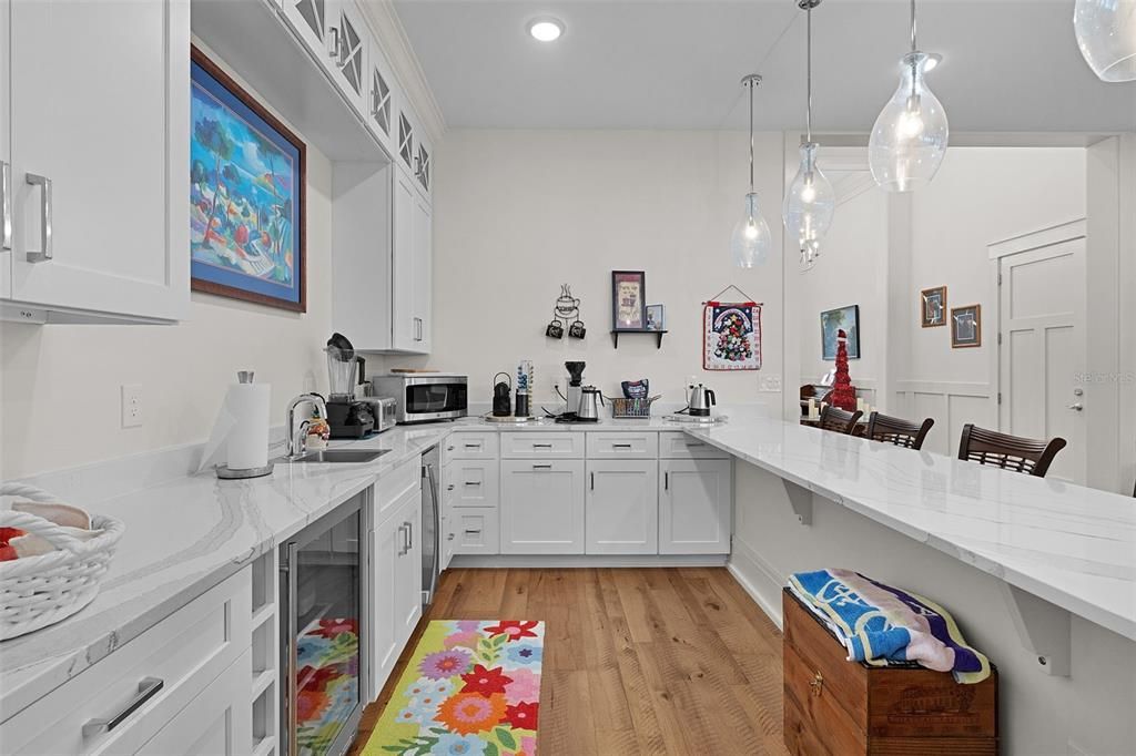 待售: $2,300,000 (3 贝兹, 3 浴室, 4028 平方英尺)