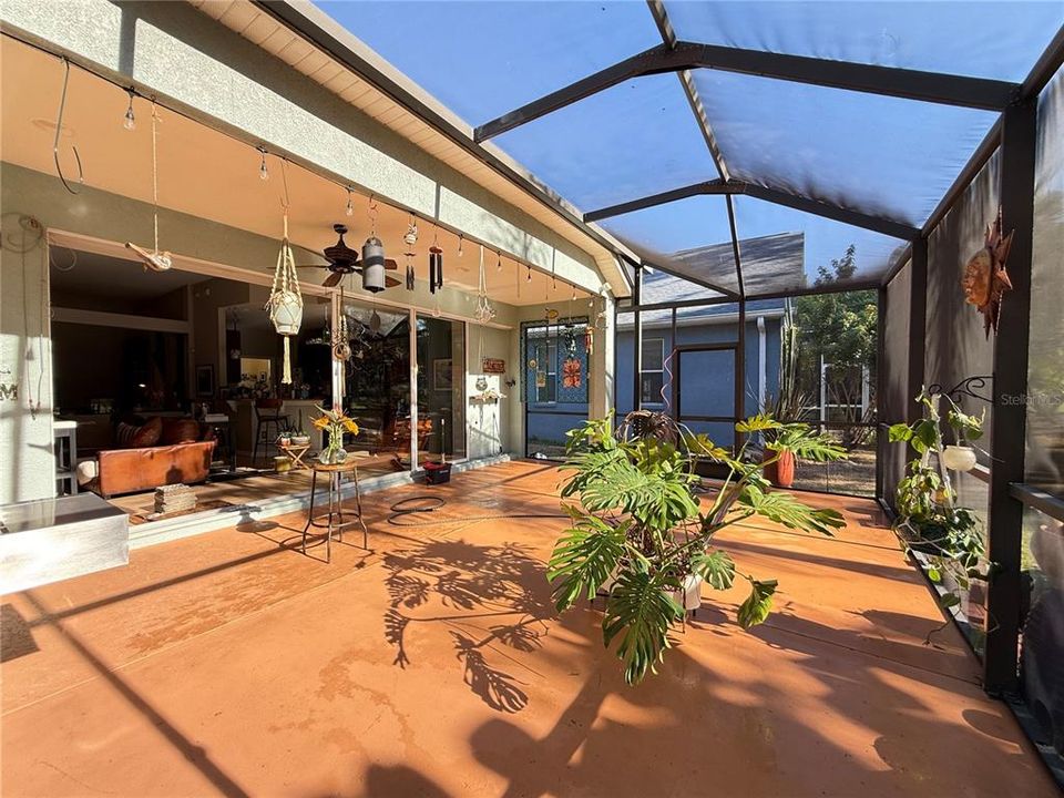 For Rent: $3,000 (3 beds, 2 baths, 2466 Square Feet)