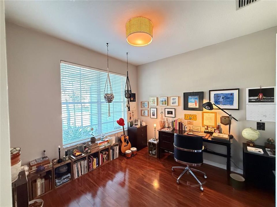 For Rent: $3,000 (3 beds, 2 baths, 2466 Square Feet)