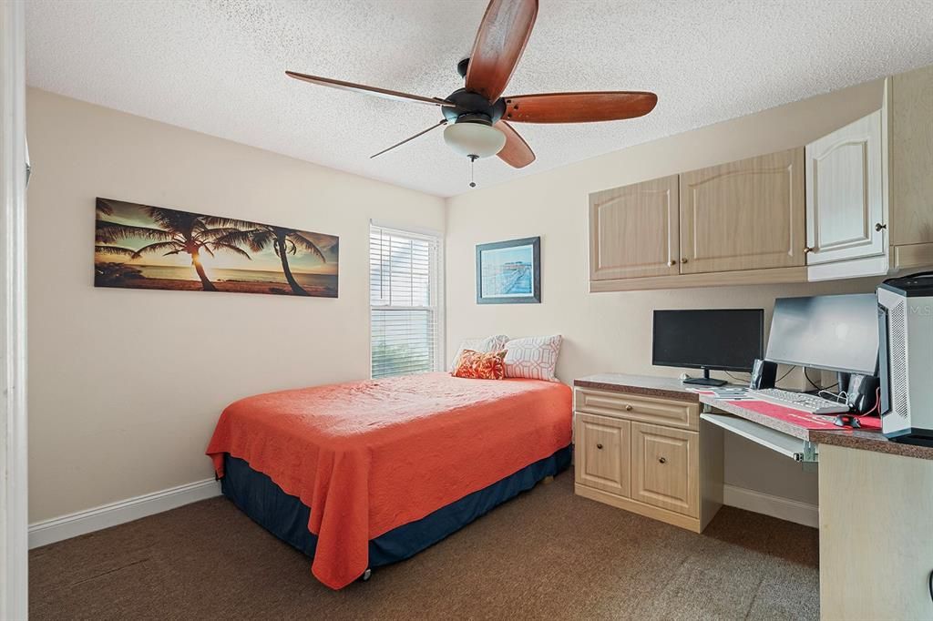 待售: $310,000 (2 贝兹, 2 浴室, 1494 平方英尺)