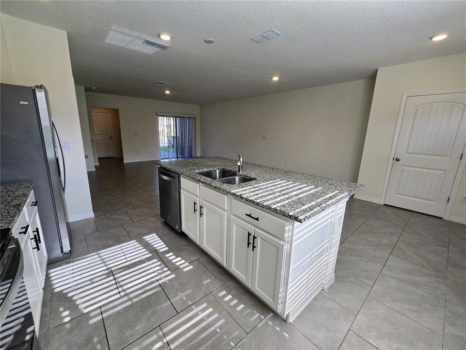 En Renta: $2,800 (3 camas, 2 baños, 1568 Pies cuadrados)