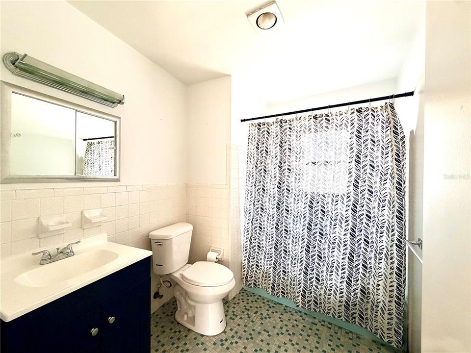 For Sale: $234,900 (2 beds, 2 baths, 1232 Square Feet)