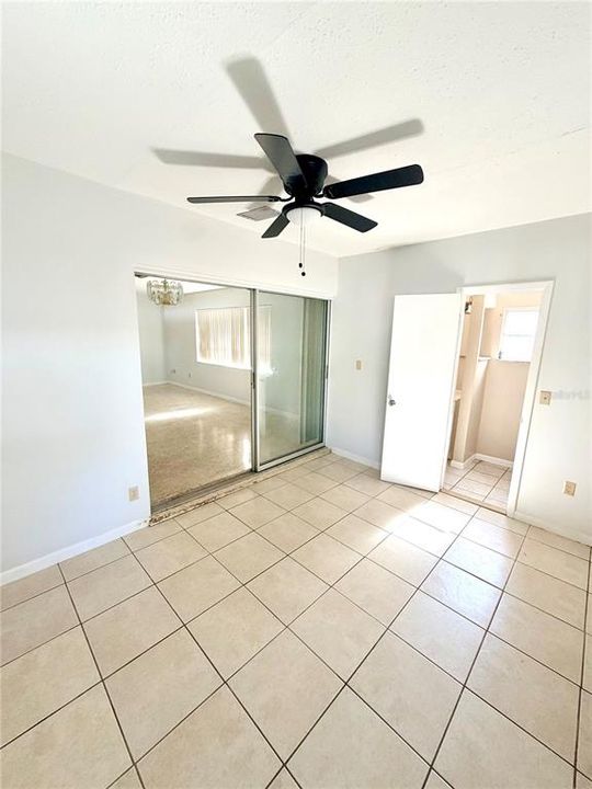 For Sale: $234,900 (2 beds, 2 baths, 1232 Square Feet)