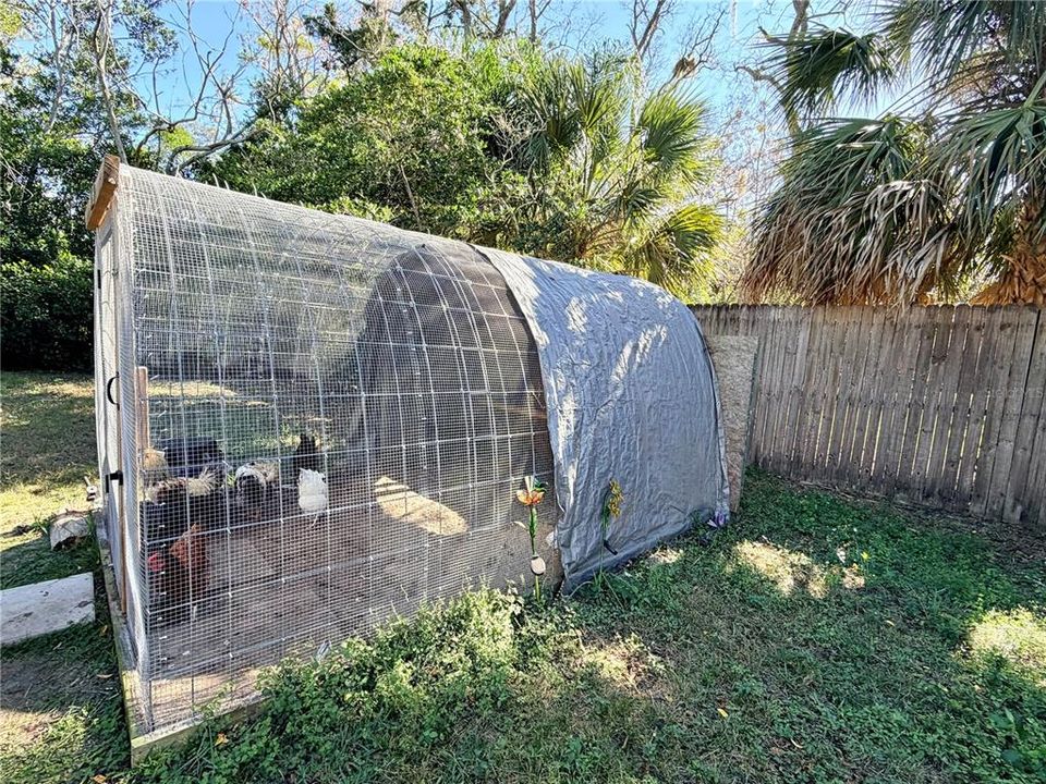 For Sale: $234,900 (2 beds, 2 baths, 1232 Square Feet)