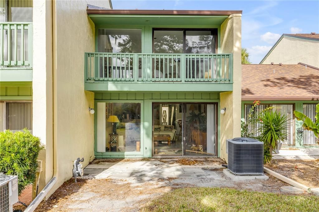 For Sale: $215,000 (2 beds, 2 baths, 1244 Square Feet)