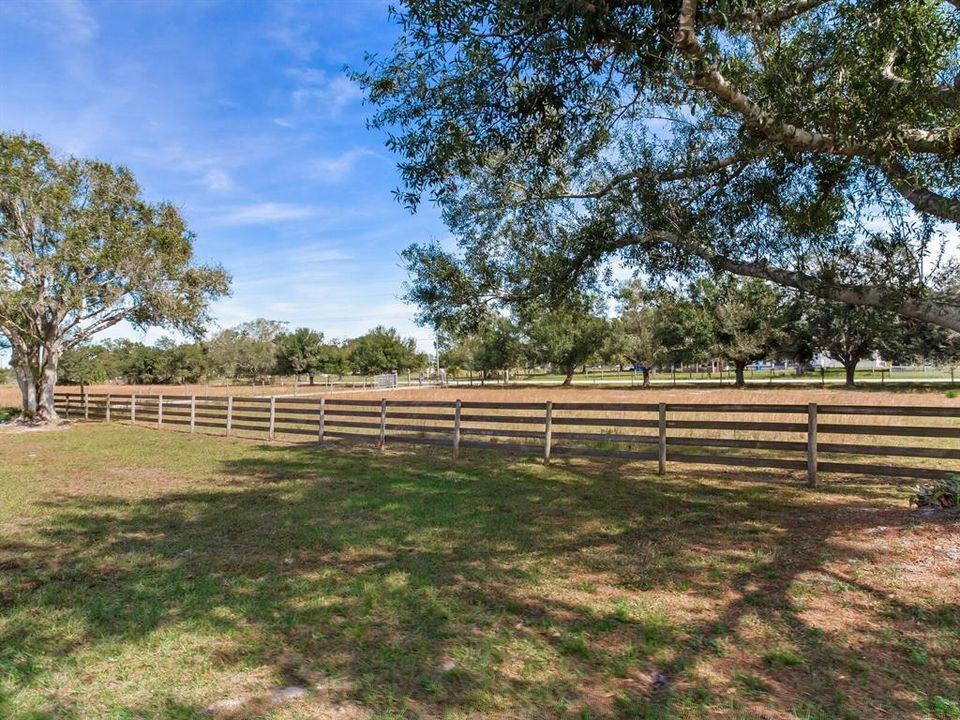 For Sale: $625,000 (3 beds, 2 baths, 1881 Square Feet)