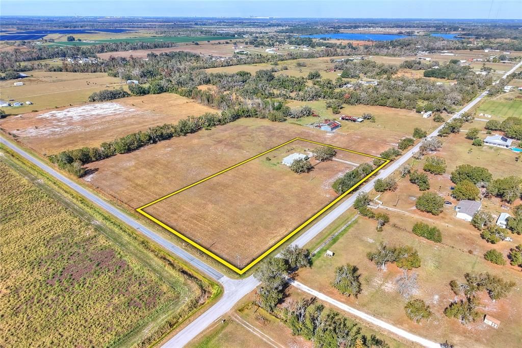 For Sale: $625,000 (3 beds, 2 baths, 1881 Square Feet)