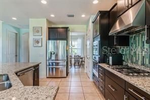 For Rent: $4,090 (4 beds, 3 baths, 2636 Square Feet)