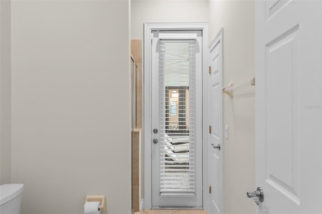 En Venta: $1,275,000 (4 camas, 3 baños, 3021 Pies cuadrados)