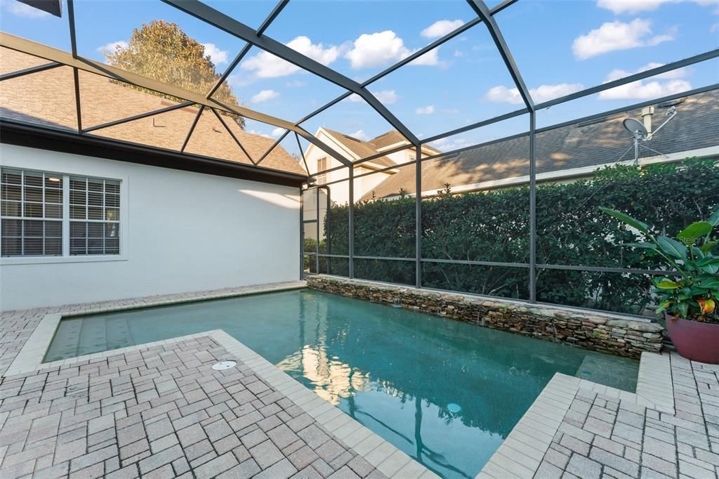 En Venta: $1,275,000 (4 camas, 3 baños, 3021 Pies cuadrados)