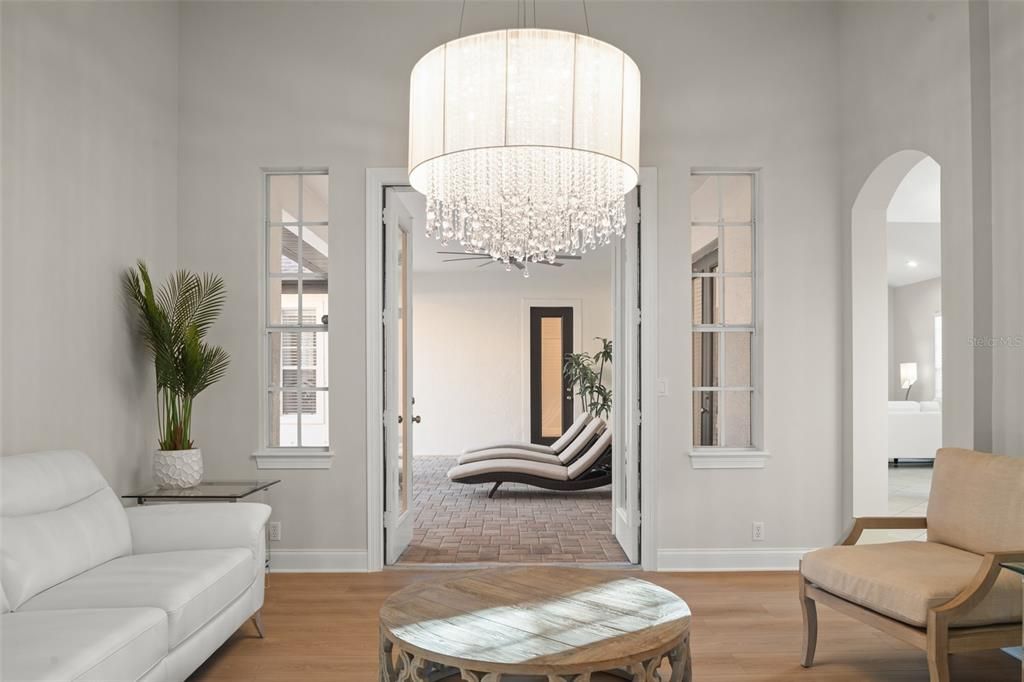 En Venta: $1,275,000 (4 camas, 3 baños, 3021 Pies cuadrados)