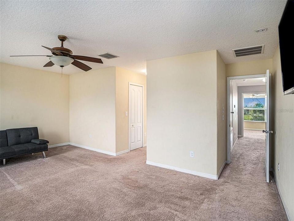 En Venta: $409,990 (6 camas, 3 baños, 3078 Pies cuadrados)