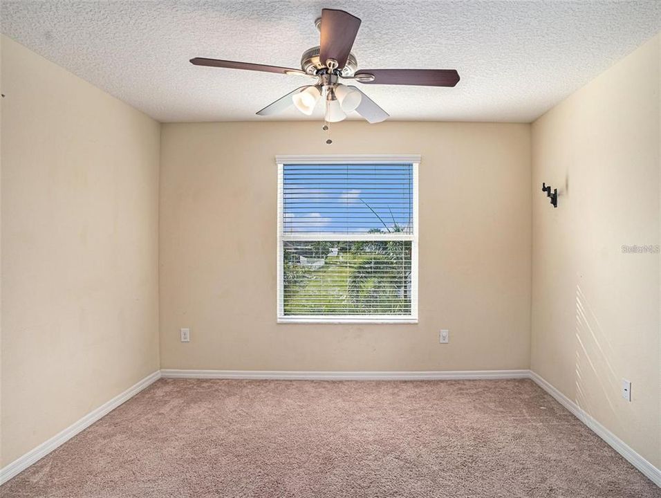 En Venta: $409,990 (6 camas, 3 baños, 3078 Pies cuadrados)