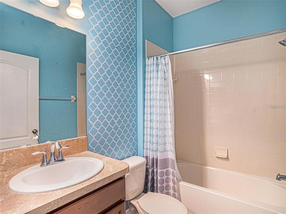 En Venta: $409,990 (6 camas, 3 baños, 3078 Pies cuadrados)