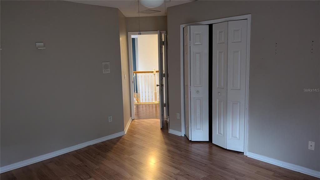 For Rent: $2,995 (5 beds, 3 baths, 2586 Square Feet)