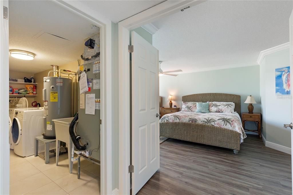 For Sale: $875,000 (2 beds, 2 baths, 1930 Square Feet)