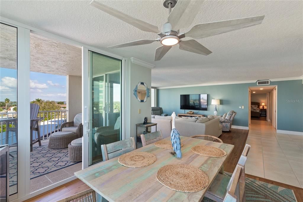 For Sale: $875,000 (2 beds, 2 baths, 1930 Square Feet)