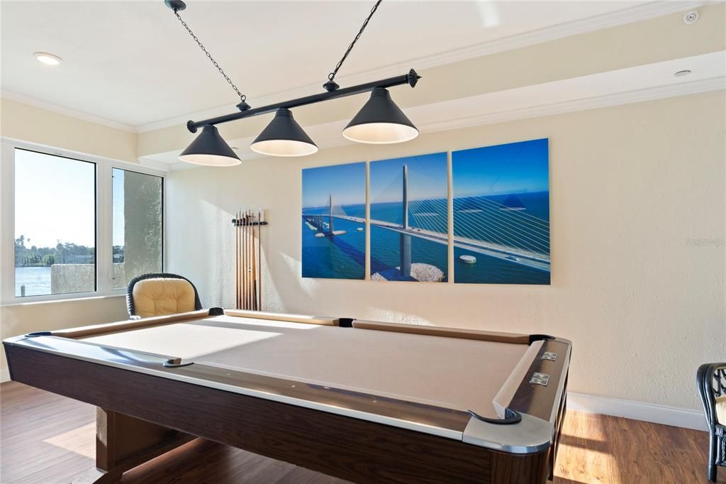 For Sale: $875,000 (2 beds, 2 baths, 1930 Square Feet)