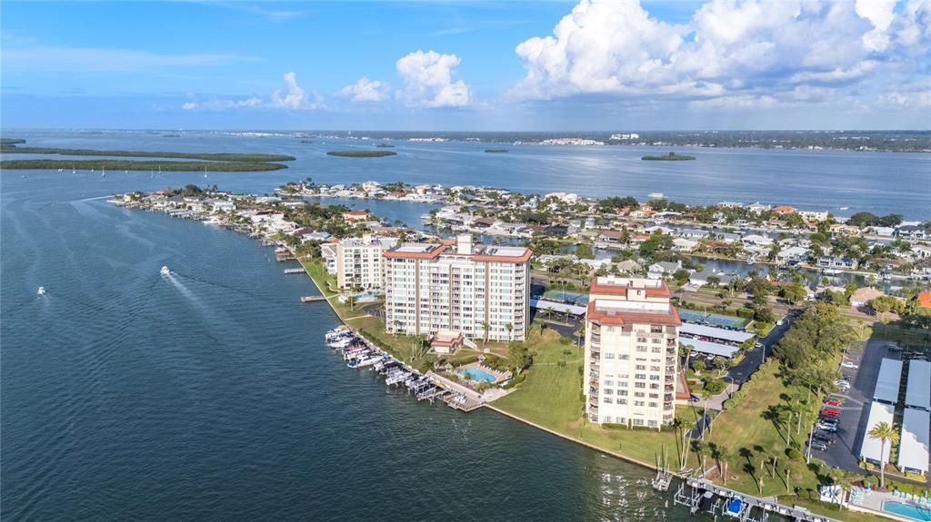 For Sale: $875,000 (2 beds, 2 baths, 1930 Square Feet)