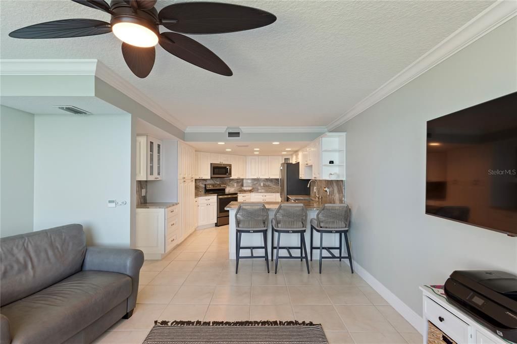 For Sale: $875,000 (2 beds, 2 baths, 1930 Square Feet)