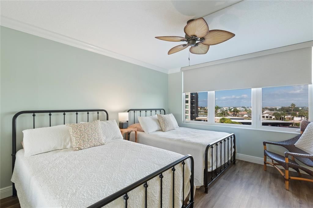 For Sale: $875,000 (2 beds, 2 baths, 1930 Square Feet)