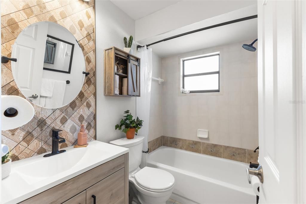 En Venta: $389,000 (3 camas, 2 baños, 1308 Pies cuadrados)