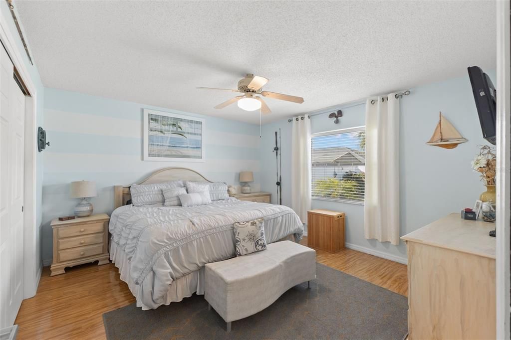 En Venta: $389,000 (3 camas, 2 baños, 1308 Pies cuadrados)