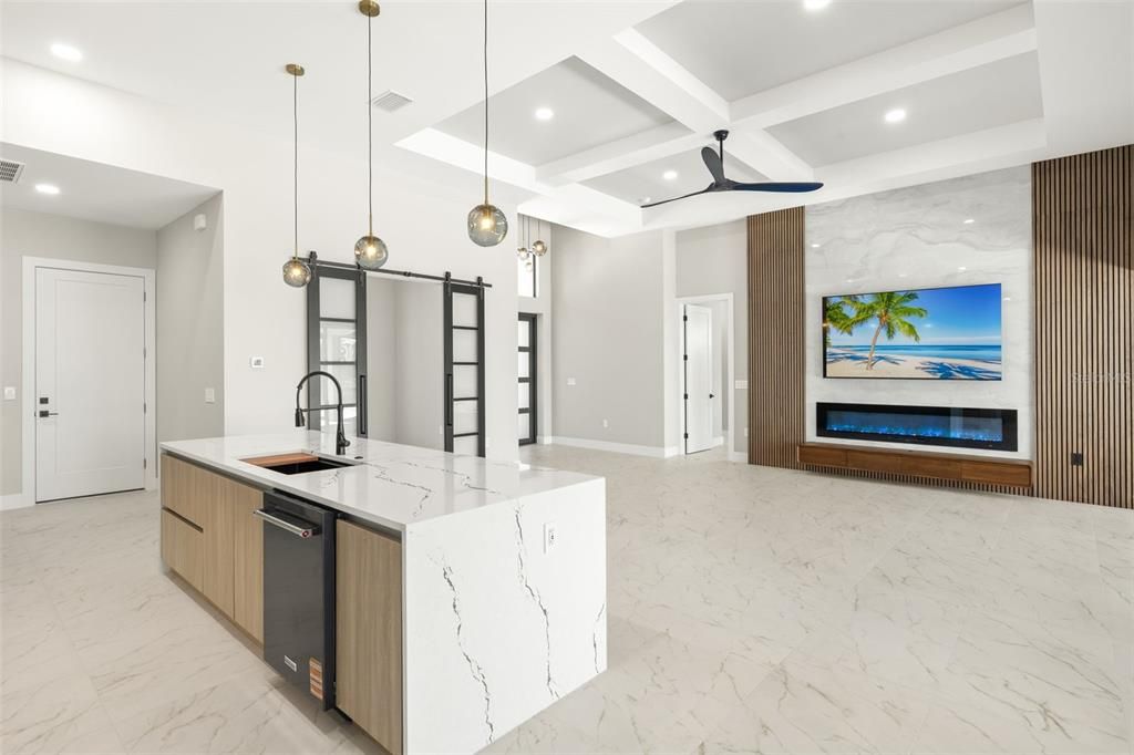 En Venta: $1,449,900 (3 camas, 3 baños, 2200 Pies cuadrados)