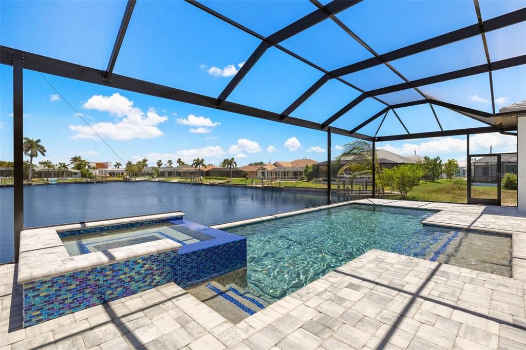 En Venta: $1,449,900 (3 camas, 3 baños, 2200 Pies cuadrados)