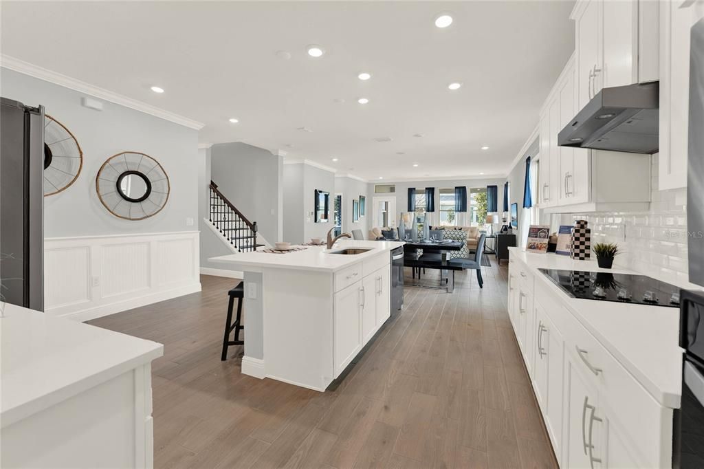 En Venta: $912,271 (4 camas, 3 baños, 3327 Pies cuadrados)