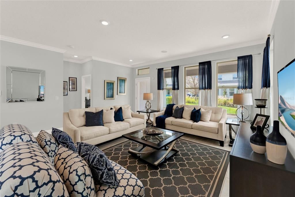 En Venta: $912,271 (4 camas, 3 baños, 3327 Pies cuadrados)