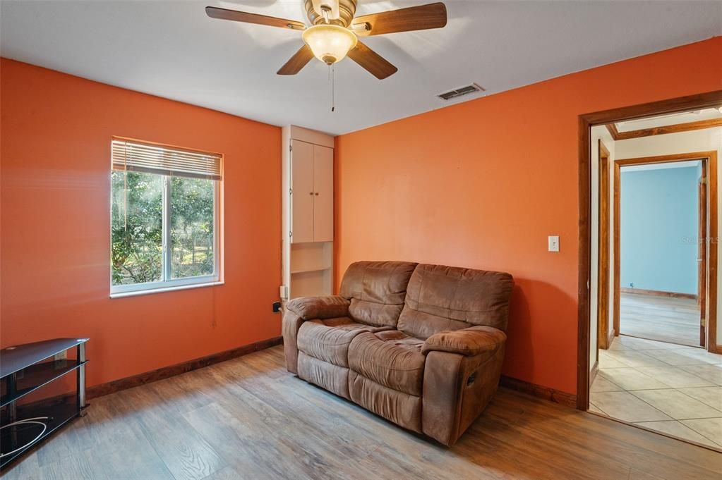 待售: $435,000 (3 贝兹, 2 浴室, 1802 平方英尺)