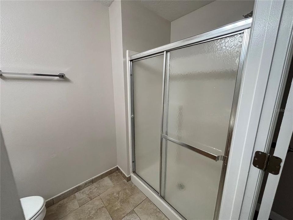 For Rent: $1,960 (3 beds, 2 baths, 1600 Square Feet)