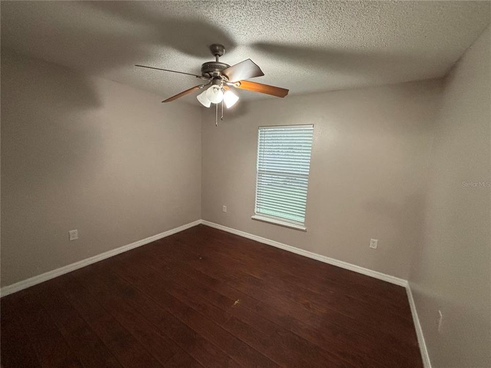 For Rent: $1,960 (3 beds, 2 baths, 1600 Square Feet)