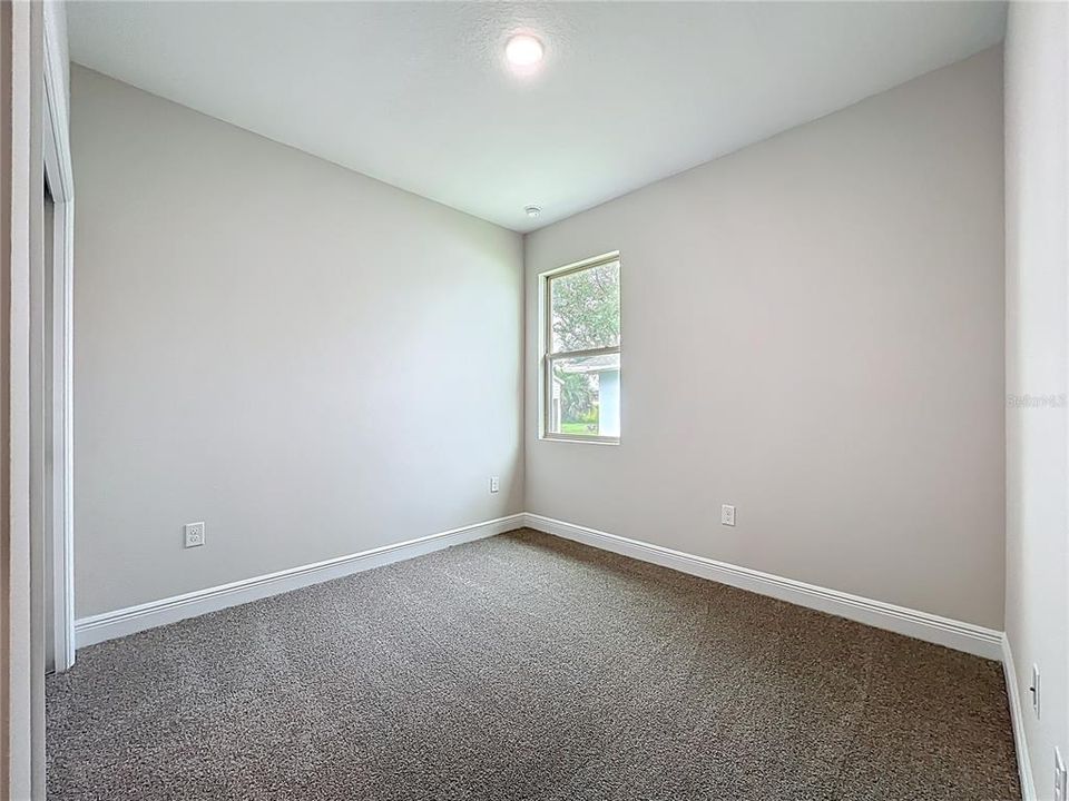 En Venta: $329,900 (4 camas, 2 baños, 1810 Pies cuadrados)