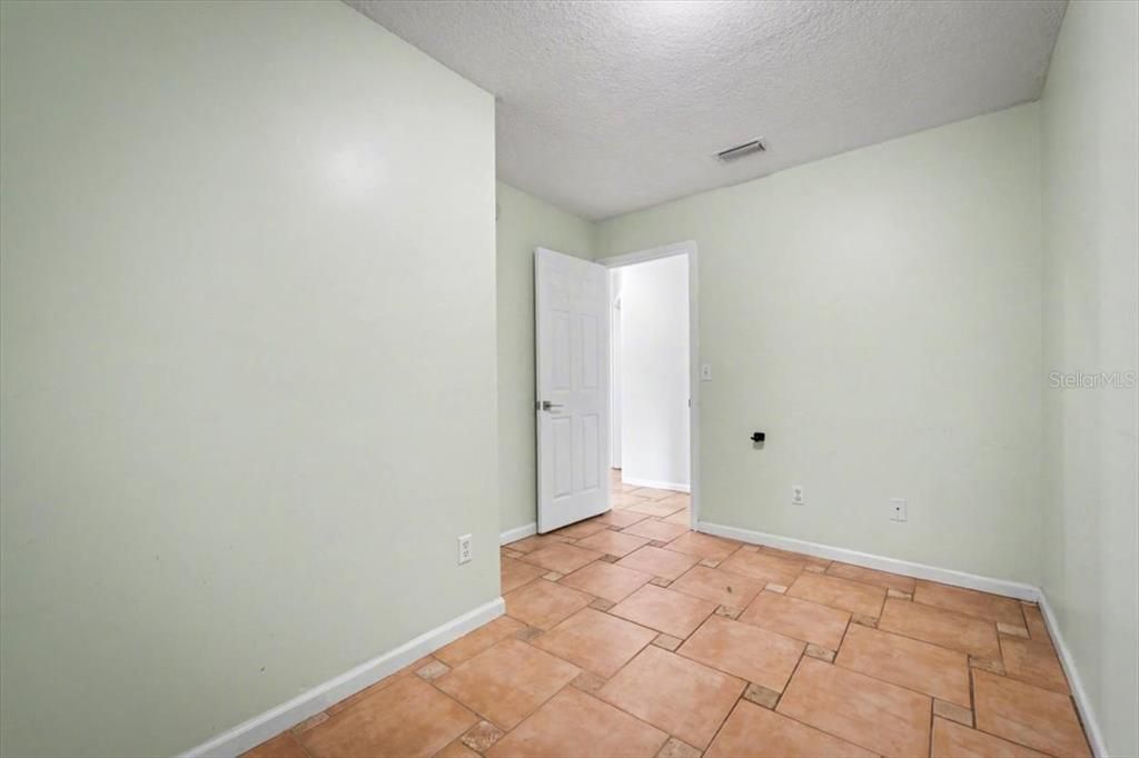 На продажу: $480,000 (4 спален, 2 ванн, 1982 Квадратных фут)