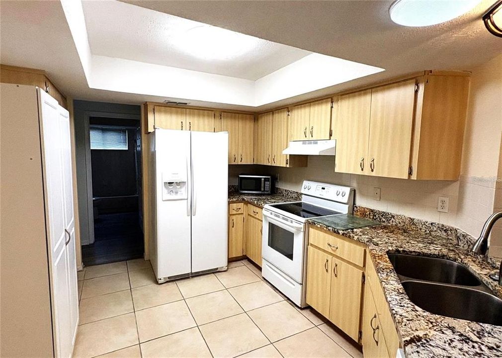 For Rent: $1,500 (2 beds, 2 baths, 1200 Square Feet)
