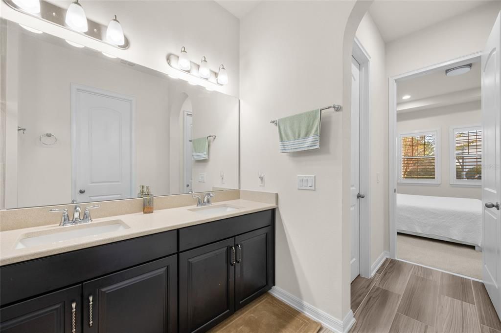 For Sale: $540,000 (3 beds, 2 baths, 1692 Square Feet)