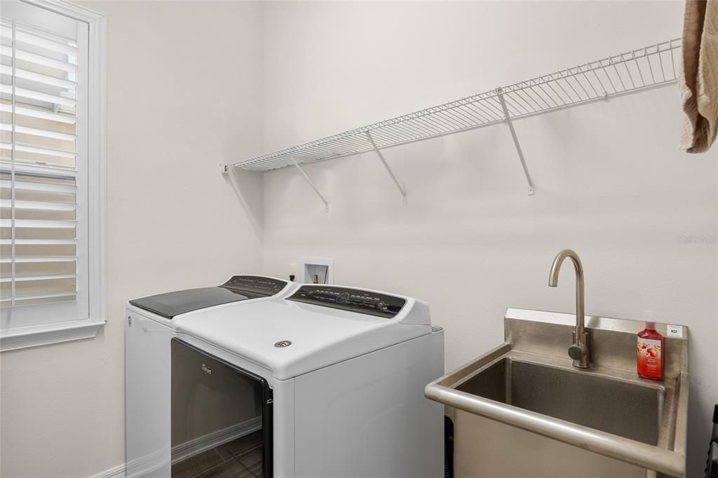 For Sale: $540,000 (3 beds, 2 baths, 1692 Square Feet)