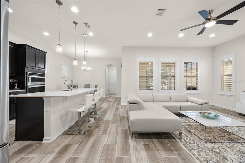 For Sale: $540,000 (3 beds, 2 baths, 1692 Square Feet)